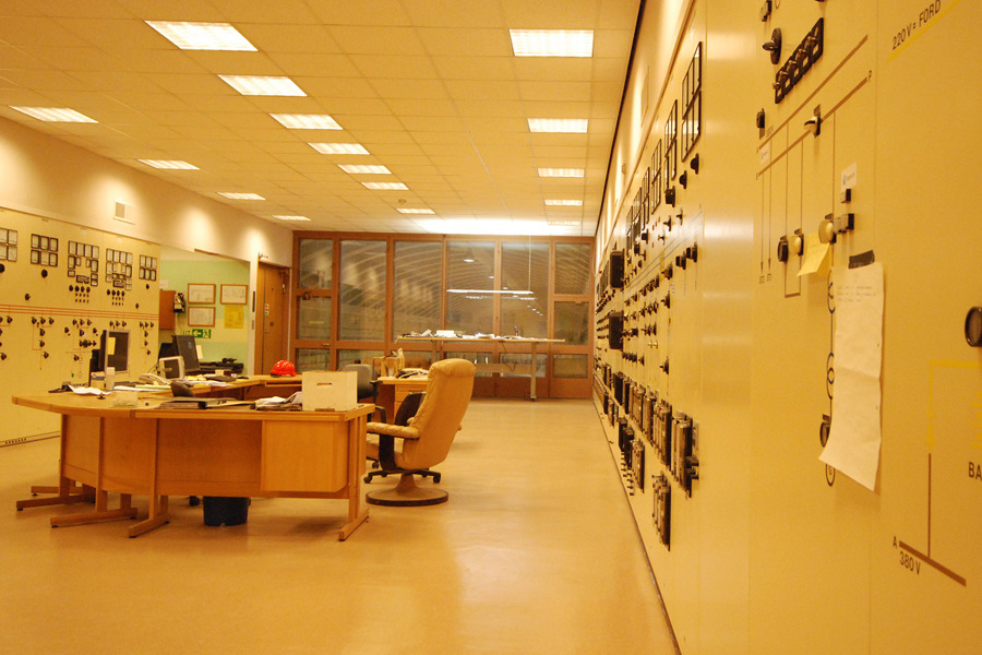 The original control room in Nedre Røssåga is no longer in use.